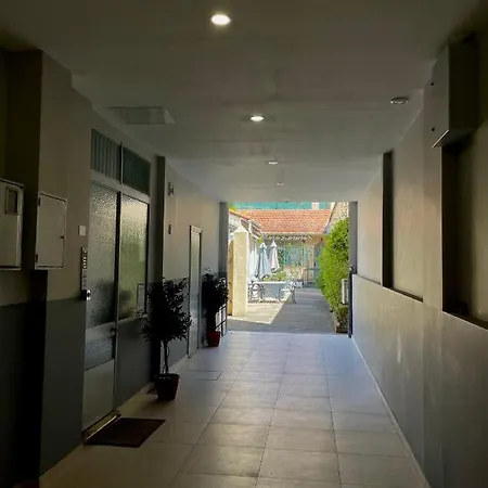 Maisonnette Bas Suquet, 200m Plages, 700m Palais, Au Calme * קאן