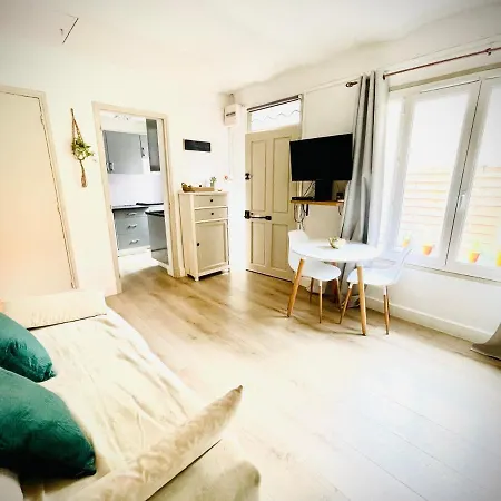 Maisonnette Bas Suquet, 200m Plages, 700m Palais, Au Calme 戛纳